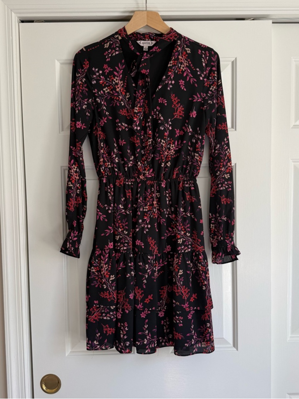 Nanette Lepore Women’s Pink Floral Dress 4 Black Long Sleeve Tiered Ruffled Bow